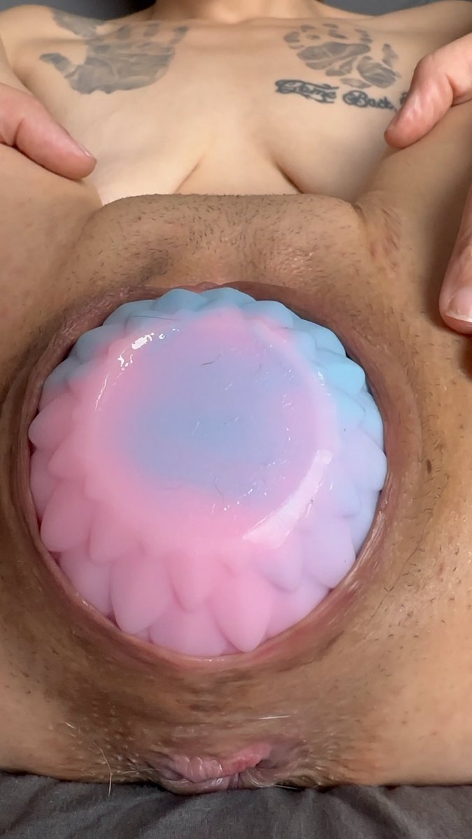 Literally OBSESSED with the angle Mr. Wilson got on this custom. Do you see how WIDE this Large Dragon Egg from Phreak. made me 🥵🤤 #couple #couplescontent #married #marriedcouple #real #realcouple #filledup #dragonegg #object #objectinsertion #insertion #pussystretching #stretchedpussy #egg #egginsertion #eggbirthing #eggbirth #birthing #birthingkink #phreak #phreakclub #kinky #loosepussy #bucketpussy #pussygape #gapedpussy #satisfied #fetish #kink #kinkfriendly #adultcontent #thewilsonsafterdark #nsfw #goon #goonette #fulllength #customcontent #smallmilf #smallwife #petitewife #petitemilf #sizequeen #bluecollar #bluecollarhusband #fansly #fanslygirl #fanslycouple