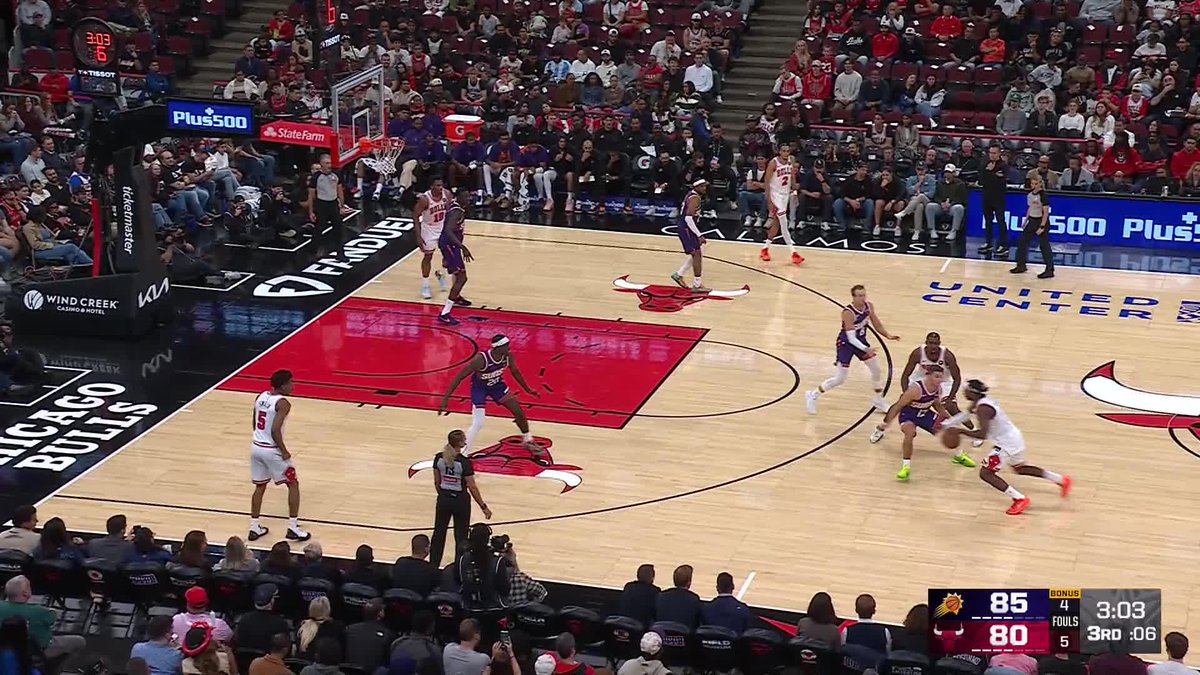 Patrick Williams with a pair of triples 👌 Chicago Sports Network | #SeeRed