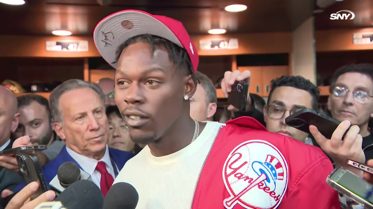 Jazz Chisholm Jr. was asked if it hurt to get booed by Yankees fans in ALDS Game 3: "It doesn't hurt. It's just confusing because it's the playoffs and we're trying to win games. So you're booing a guy that's playing trying to help the team win"