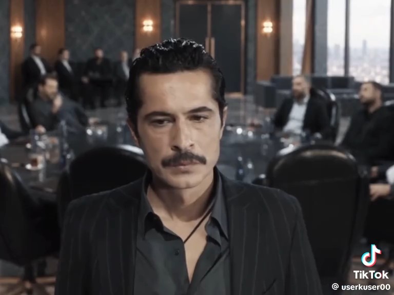 rüzgarın paşaya laf sokması aşırı keyiflendirdi.. her role yakışma be adam