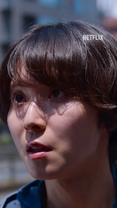 正反対の信念を持つ沼田文(松岡茉優)と遠山凜(仲里依紗)。 ぶつかり合うほどに互いを知り、やがて尊敬し合う存在へ。 #ダウンタイム #ダウンタイム中 #ダウンタイムはネトフリ #ビフォーには戻れない #Plasticbeauty #downtime