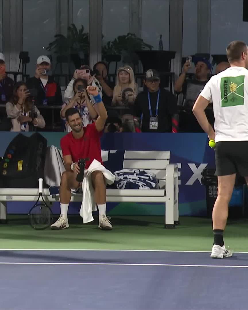 Fun and games with the crowd 🗣️ #RolexShanghaiMasters