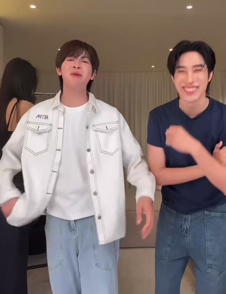 กรุตรายย ป้าฝนเอฟเสื้อจนหมดตะกร้า ดารายังไม่ได้เอาเสื้อมาโชว์เลย เติ้ลยกมือไหว้บอกแม่ใจเย็น 555555555555555555555555555555🤣 TFO ATIPA LIVE #atipaxtlefirstone #atipashop