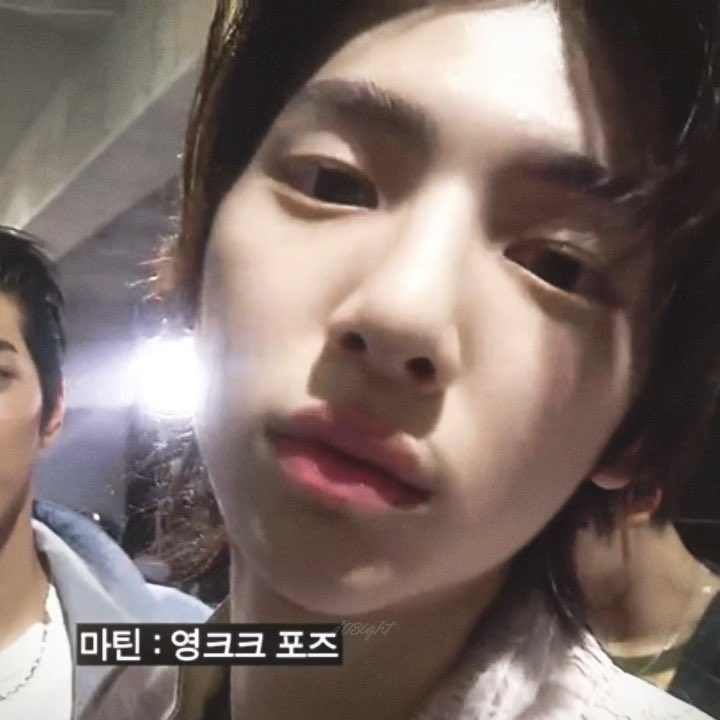 jju di pov nya ed ternyata secantik dan se-indah ini ya, no wonder ed said jju is his type.