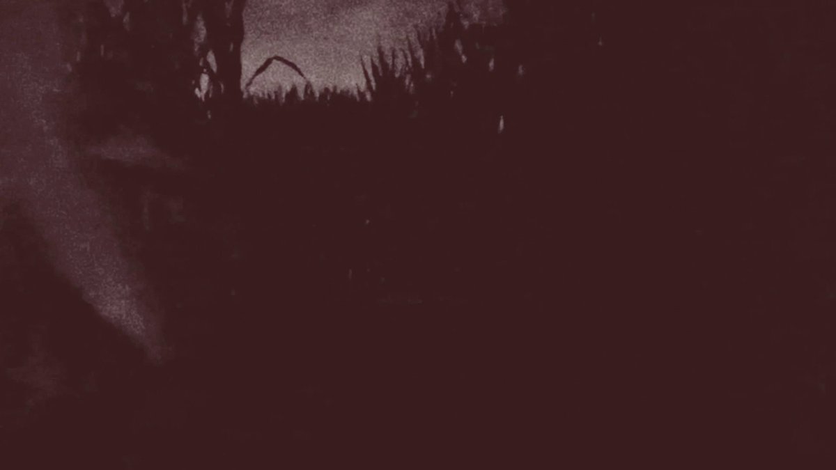 You find yourself in a dark place... A place where you were once lost… The center of your personal labyrinth… What lurks in the shadows... A lost heart or a fright in the night? Do you look for an escape or what could be hidden within?