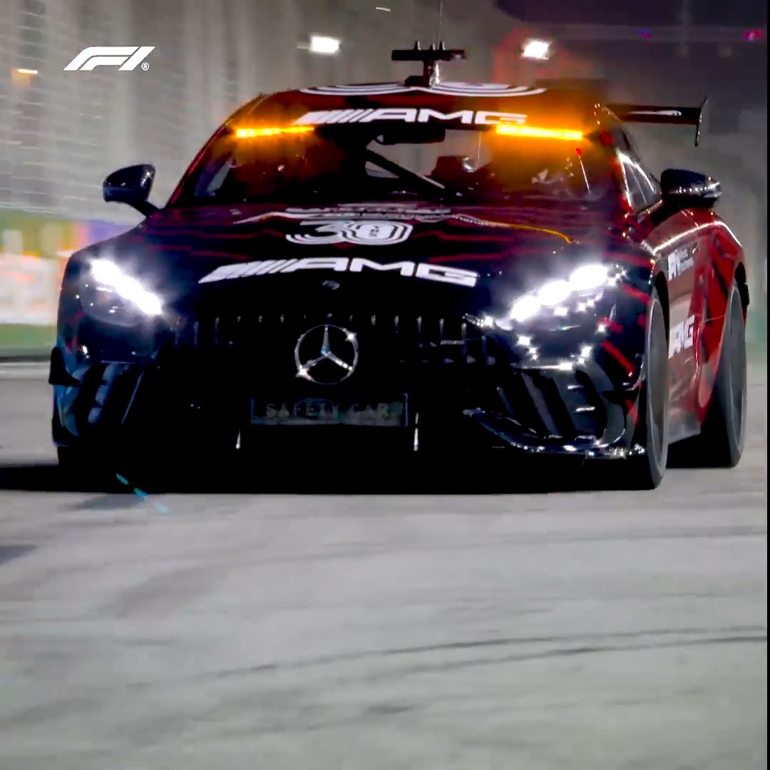 The Safety Car sparkling under the lights ✨