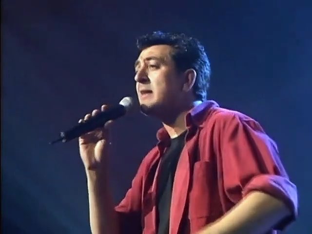 Es una de las mejores canciones que se han escrito en español?