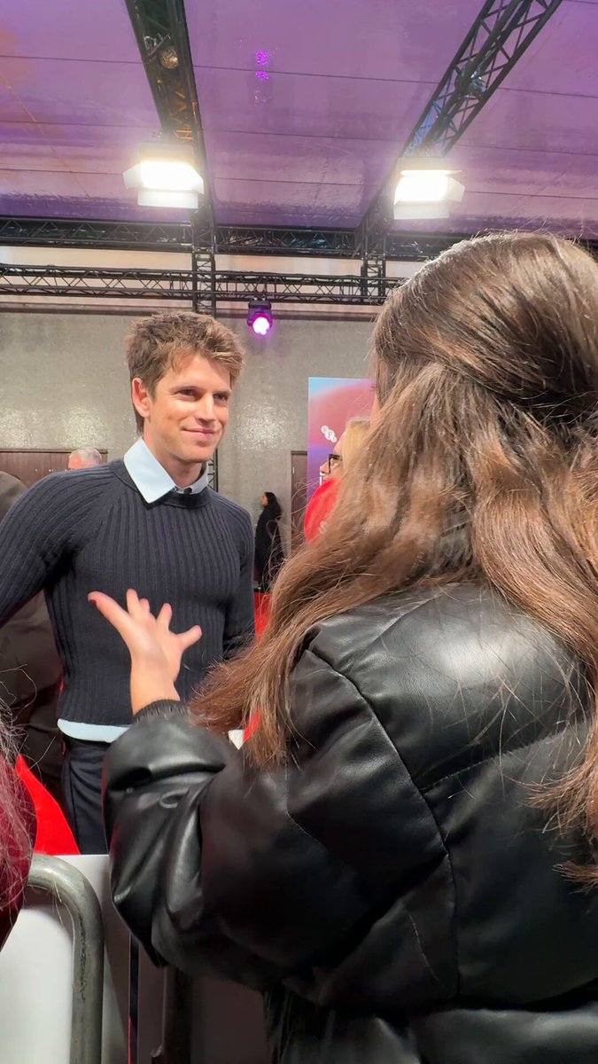 La Bola Negra actor Miguel Bernardeau said he would love to work with Greta Gerwig, Denis Villeneuve and Florence Pugh: “I think she is one of the best actors of her generation” #LFF