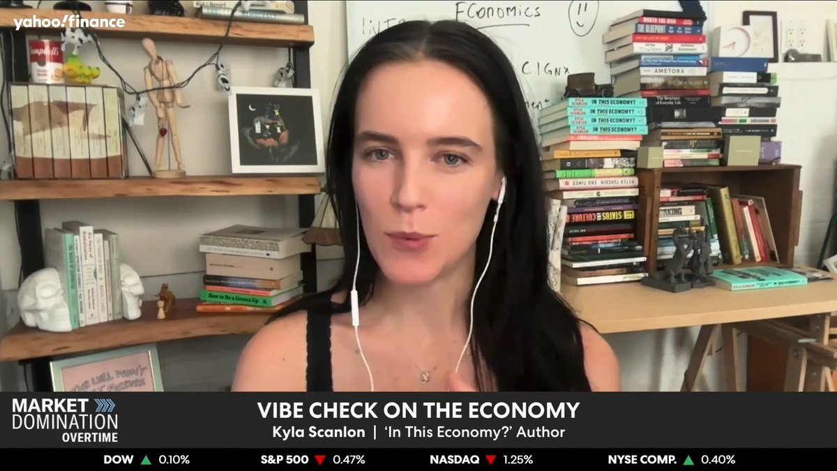 .Kyla Scanlon explains how AI infrastructure and data centers are like cupcakes and bakeries. 🧁