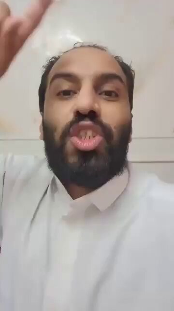 وش صاير في صنعاء! 👀 بدري الصياح ليش ليش؟ هههههههه عمومًا يابهلول لا تتحدث بإسم الشعب اليمني يبن الفارسية، انت متحوث زنبيل وستبقى متحوث وسيدعىىك الشعب اليمني عن قريب. ⏳