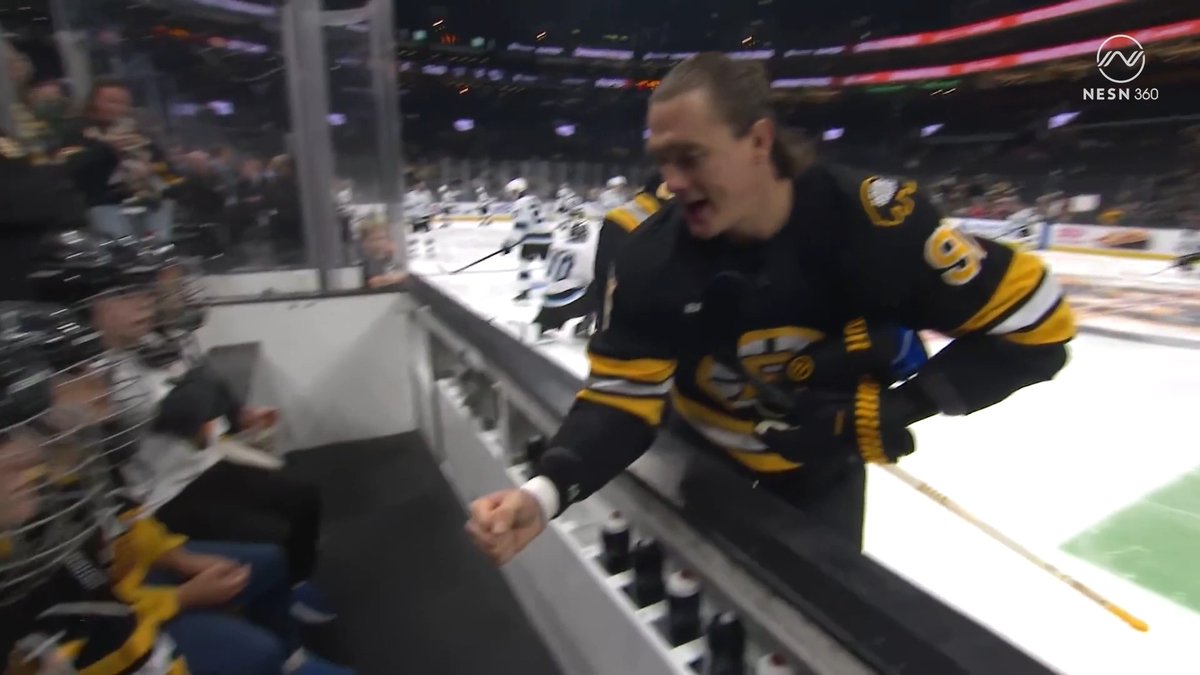 KNUCKS FOR PUCKS 🤜🤛 🥹