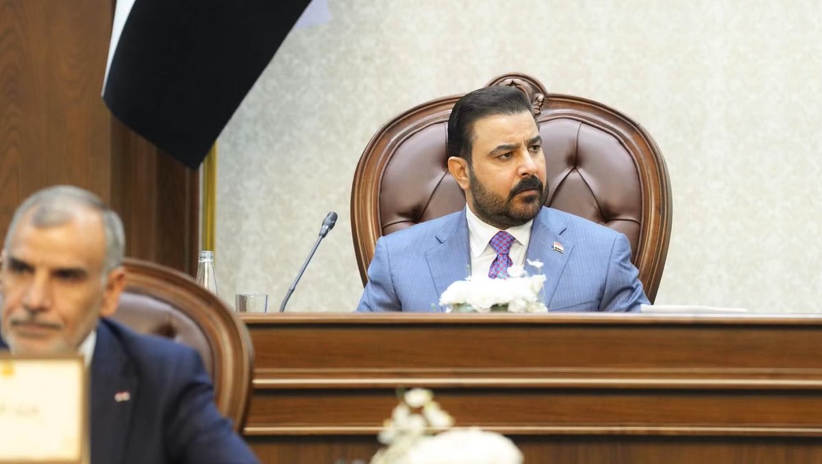 رئيس الوزراء العراقي علي الزيدي يشرح في البرلمان حجج الحكومة لتغيير سعر صرف الدولار