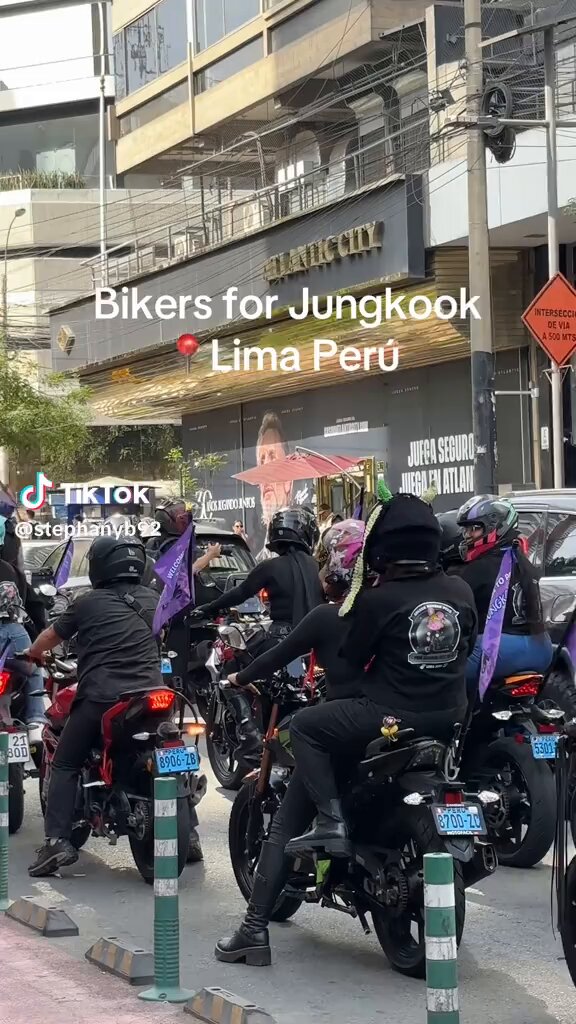 No words 👏👏👏 #limaperu #Jungkook