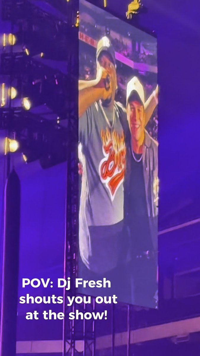 Much love ❤️🔥🙏🏼 iamdjfresh #rnbtour #chrisbrown #usher #sanantonio