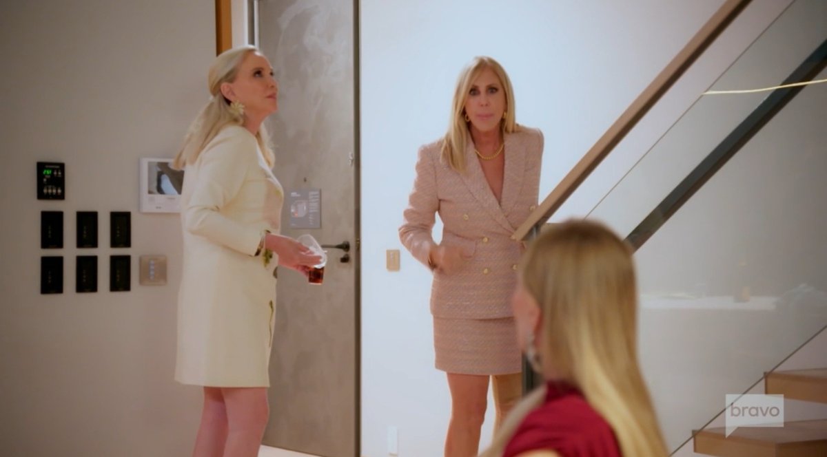 #RHOC Season 20, Episode 15 PREVIEW. All New, Thursday 8/7c on @bravotv. (Source: @bravotv @nbcuniversal)