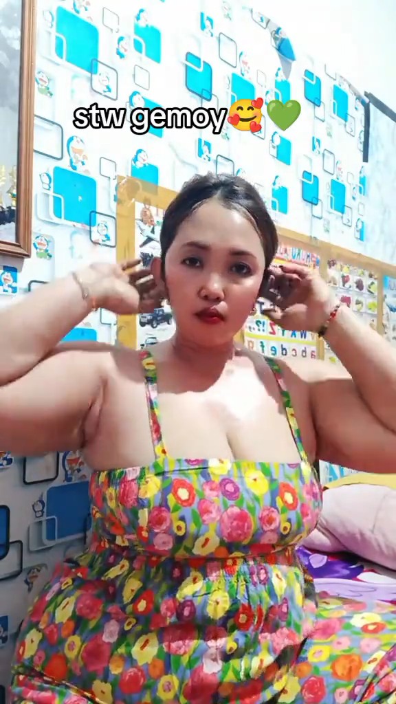 Sini goyang bareng bunda