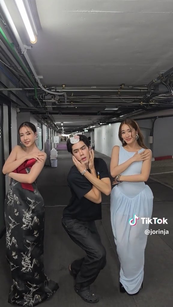 มี bnk ผู้ชายมั้ย 🔽 Pixxie - มากุน 🔽 4eve - มาแล้ว 🆕