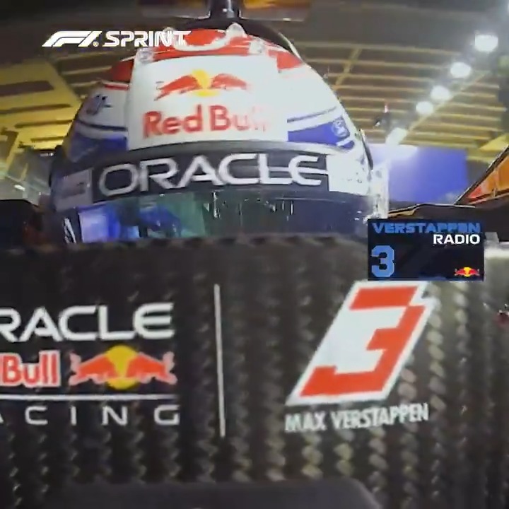 A mega lap from Max 💪 #F1Sprint #SingaporeGP Oracle Red Bull Racing