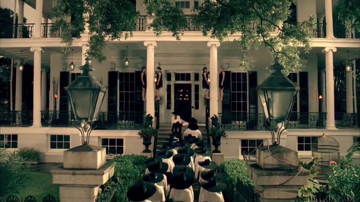 Hoy, hace 13 años, se estrenaba American Horror Story: Coven.