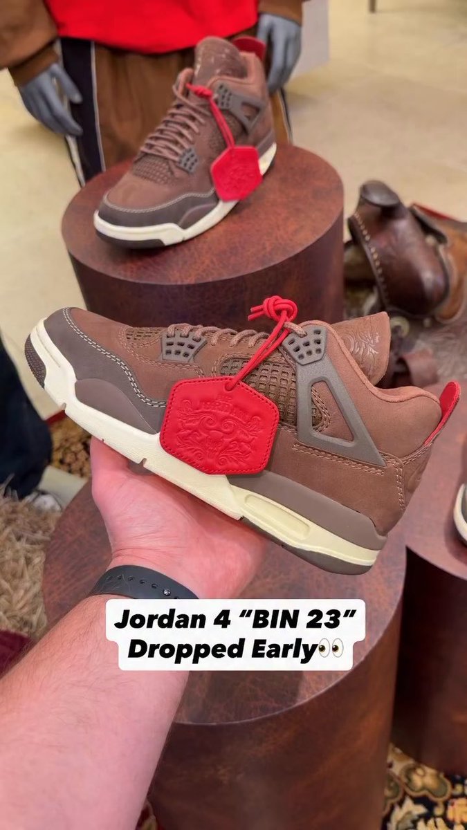 Dropped early at the Jordan World of Flight store in Philly 👀👀🤠 Steve Natto