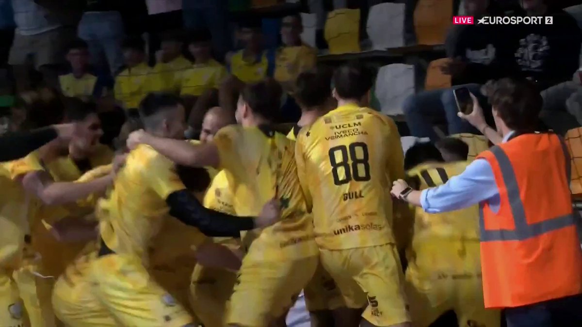 💥 EL GOL DE JORGE MAQUEDA 💥 EL PARADÓN DE JUAN MANUEL BAR ¡Qué VICTORIA de Balonmano Caserío Ciudad Real en los minutos finales! #ASOBAL