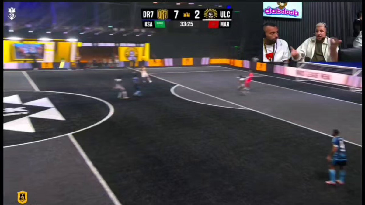 🚨🚨 ــــ كلام عبسي علي مخرج ال "Kings League" ولحو الزايد علي البنات ال ب المدرجات..‼️ رأيك بكلام عبسي وهل انت معو ام الموضوع طبيعي ؟؟