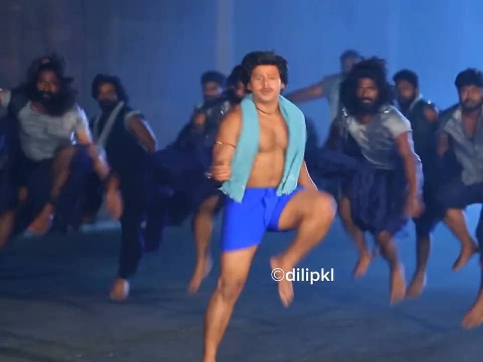 அடேய் எடிட்டரு... 😂😂😂