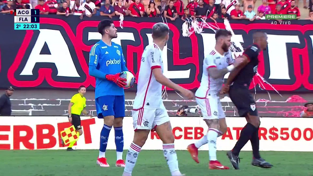 o árbitro já marcou um pênalti contra o seu time no tiro de meta? isso acontece só CONTRA O FLAMENGO