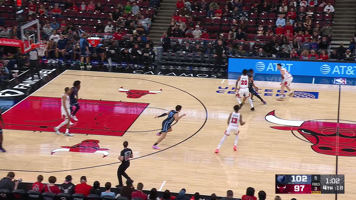 Caleb Wilson made him touch Earth 👀 Chicago Sports Network | Caleb Wilson