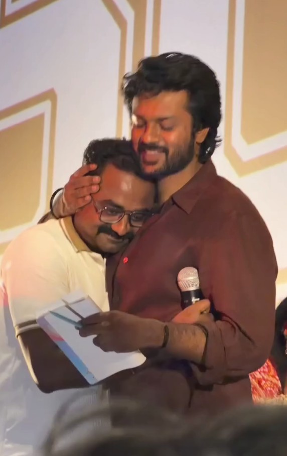 இதை விட அழகான காட்சி நீங்க இன்னைக்கு பாத்துருக்க மாட்டிங்க 🥺😍🥰