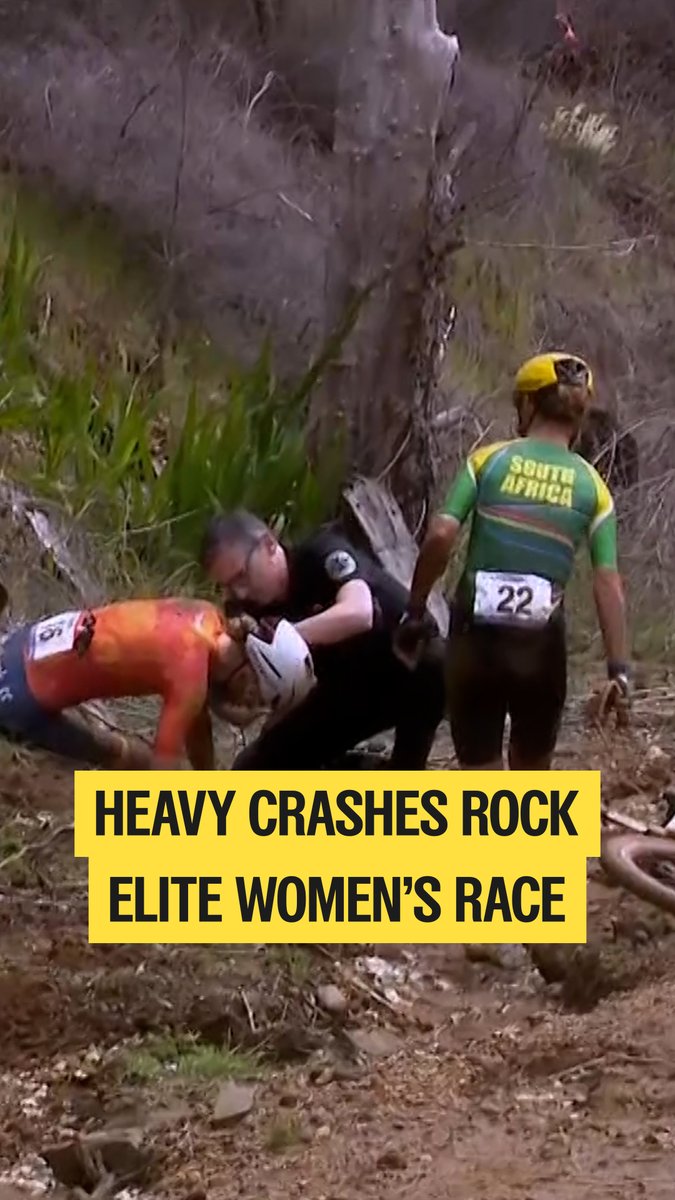 "She has not moved." "She’s badly hit her head." 🇿🇦 Ashleigh Moolman-Pasio and 🇳🇱 Geerike Schreurs suffered heavy falls in the elite women’s race, with red flags raised following the incidents. #NannupGravel2026 | October 10-11 | SBS & SBS On Demand 📺
