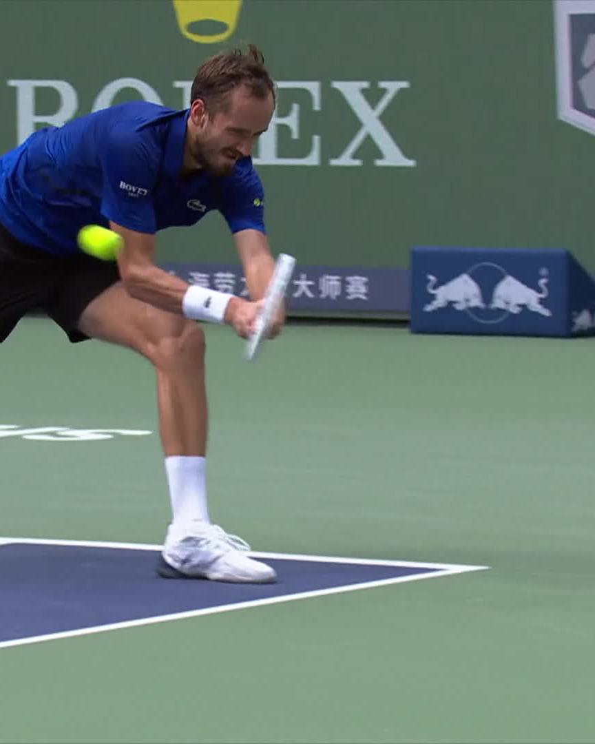 A double wrist flick winner 🤯 Daniil Medvedev #RolexShanghaiMasters