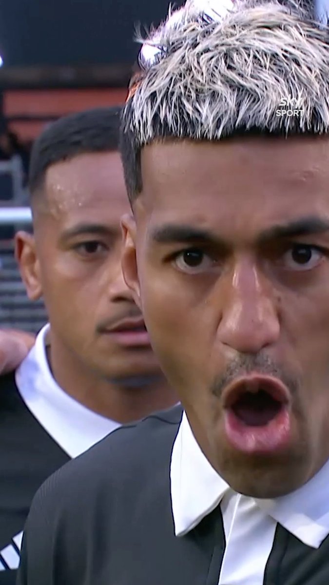 Rieko Ioane leads the haka 🖤😤