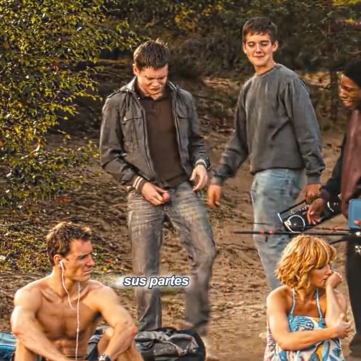 creepy teenagers got what he deserved in the beach
