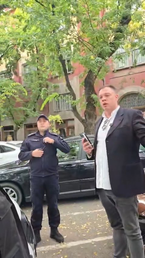 Maltretiranje kandidata za premijera Srbije Petra Đurića od strane subotičke Komunalne policije i redovne policije, zbog kriminalaca koje ćemo hapsiti posle 25. oktobra!