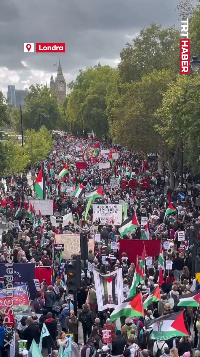 🇵🇸Dünyanın dört bir yanında milyonlar Filistin için tek yürek oldu. 10 Ekim Dünya Filistin Eylem Günü kapsamında milyonlarca kişi, soykırımcı İsrail'in katliamlarını protesto ederek Filistin'e destek yürüyüşleri düzenliyor.