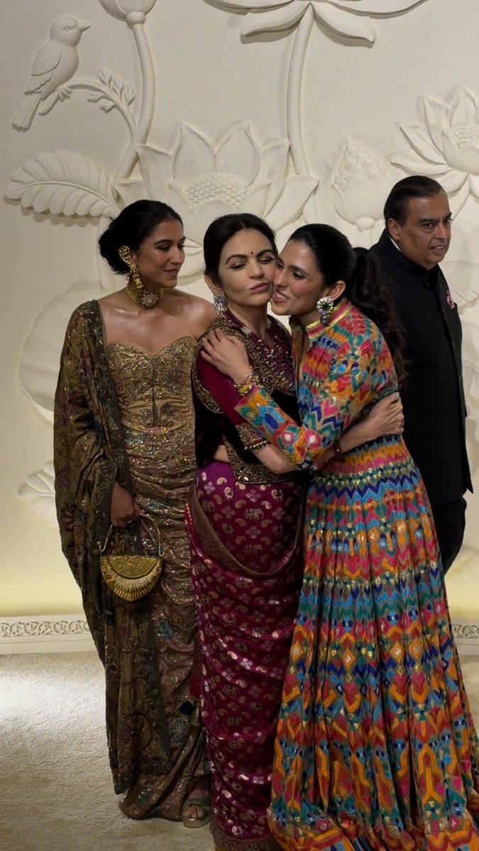 Elon musk crying for Starlink and telling Ambani is Prime minister of India Meanwhile Ambani's :