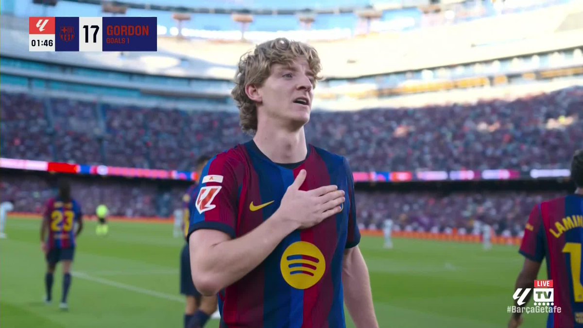 Anthony Gordon gets his first Barcelona goal! 🔵🔴 It's been a strong start to life in LALIGA for the England international and now he's got a goal to go with his assists 🏴