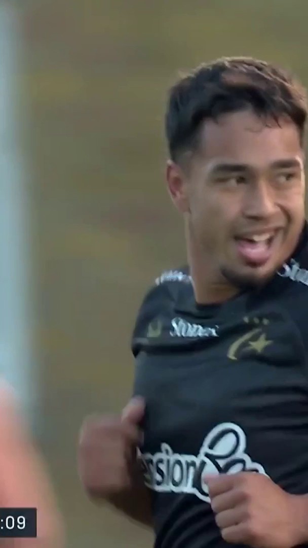 Goodness me 🫨 Saracens Rugby Club' Sione Va’enuku is already taking names in the PREM 💥 📺 Stream TNT Sports on HBO Max