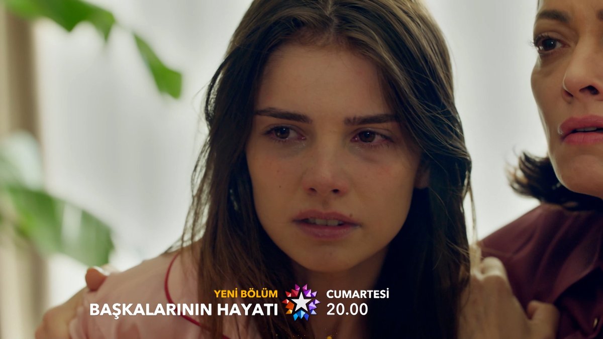 Başkalarının Hayatı I 4. Bölüm 1. Tanıtım 🔥 "Bu evi sana cehenneme çevireceğim. Bu kapıdan girdiğin güne lanet edeceksin!" #BaşkalarınınHayatı yeni bölümüyle her cumartesi 20.00'de Star'da! Başkalarının Hayatı AY YAPIM