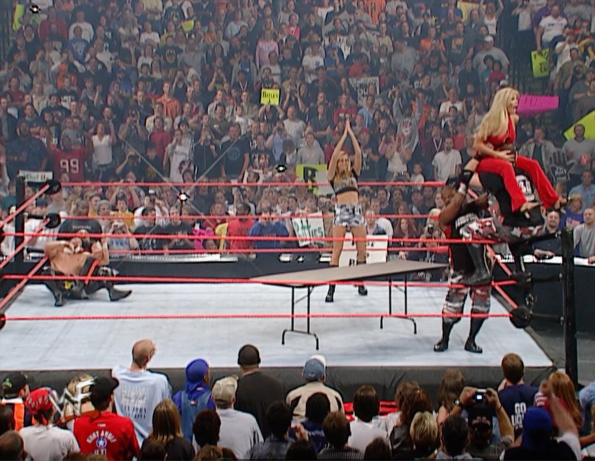 And Torrie became one of those Table for 4, #OnThisDayInWWE 25 years (+2 days) ago...