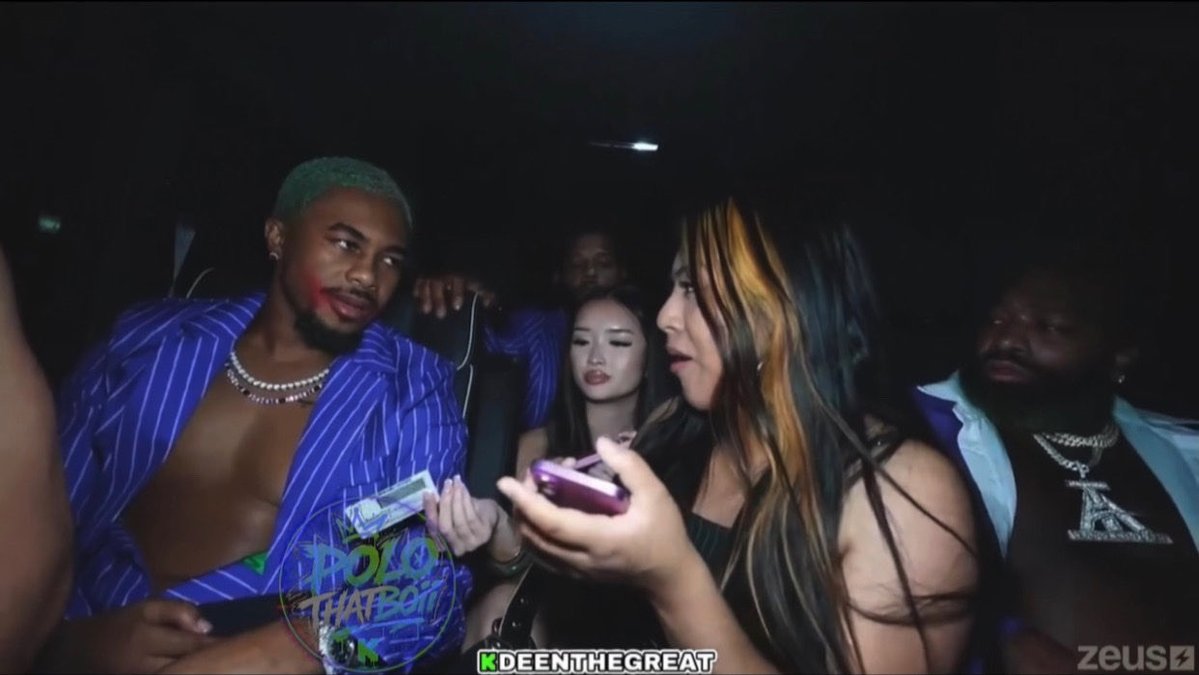 COB kicked out these 2 girls after they kept texting each other & acting sketchy about their age 🚨Full Video🚨