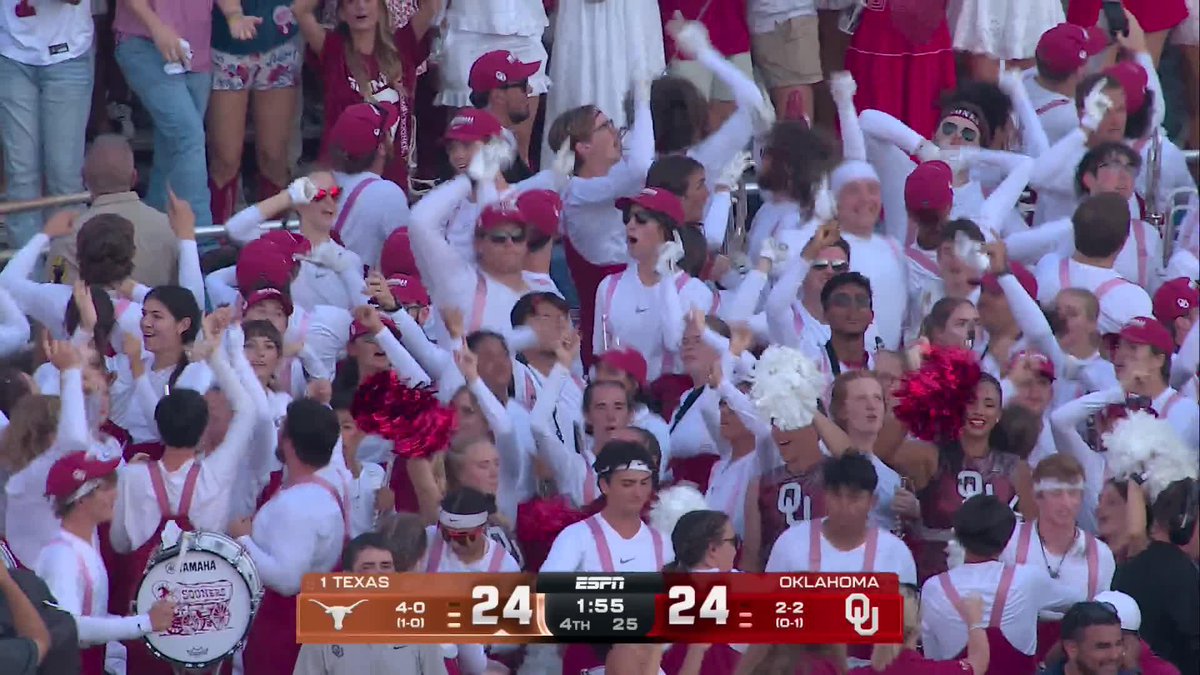 THE KICK IS NO GOOD ❌ THE SOONERS GET THE BALL BACK IN A TIED GAME WITH UNDER 2 MINUTES TO GO 🍿
