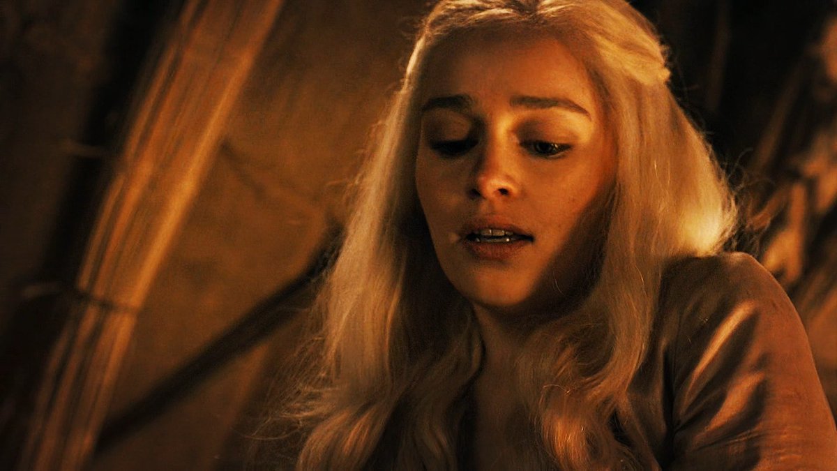 Daenerys riding in s1🐉 #nsfw #daenerys #celeb #gameofthrones