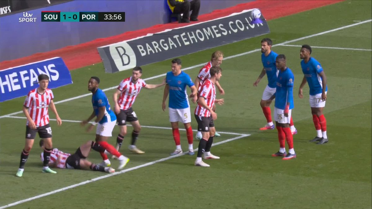 "Softest tap" Adams was shown a yellow card, but did he deserve it? 🟨