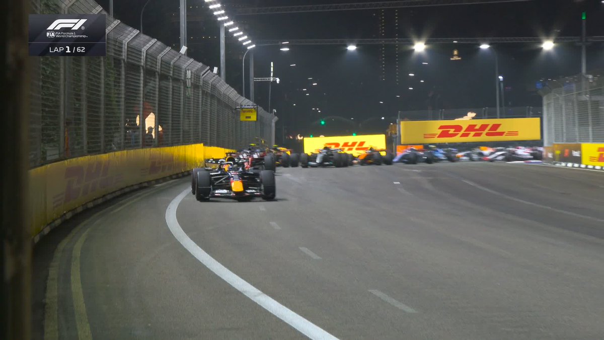 Verstappen 🆚 Leclerc WATCH THE RACE START 🎥 #F1 #SingaporeGP