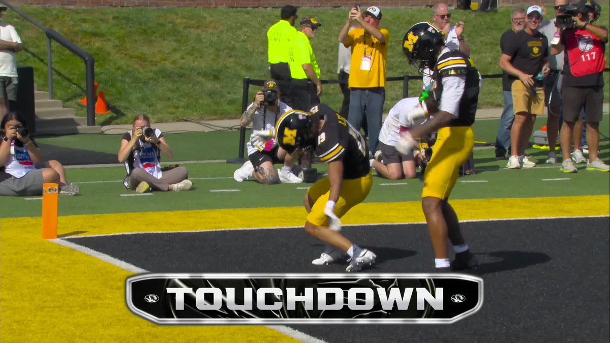 Cayden Lee LEADS THE SEC in receiving yards. Donovan Olugbode LEADS THE SEC in receiving touchdowns. Jamal Roberts LEADS THE SEC in rushing yards. Does Mizzou have the BEST offense in the SEC?