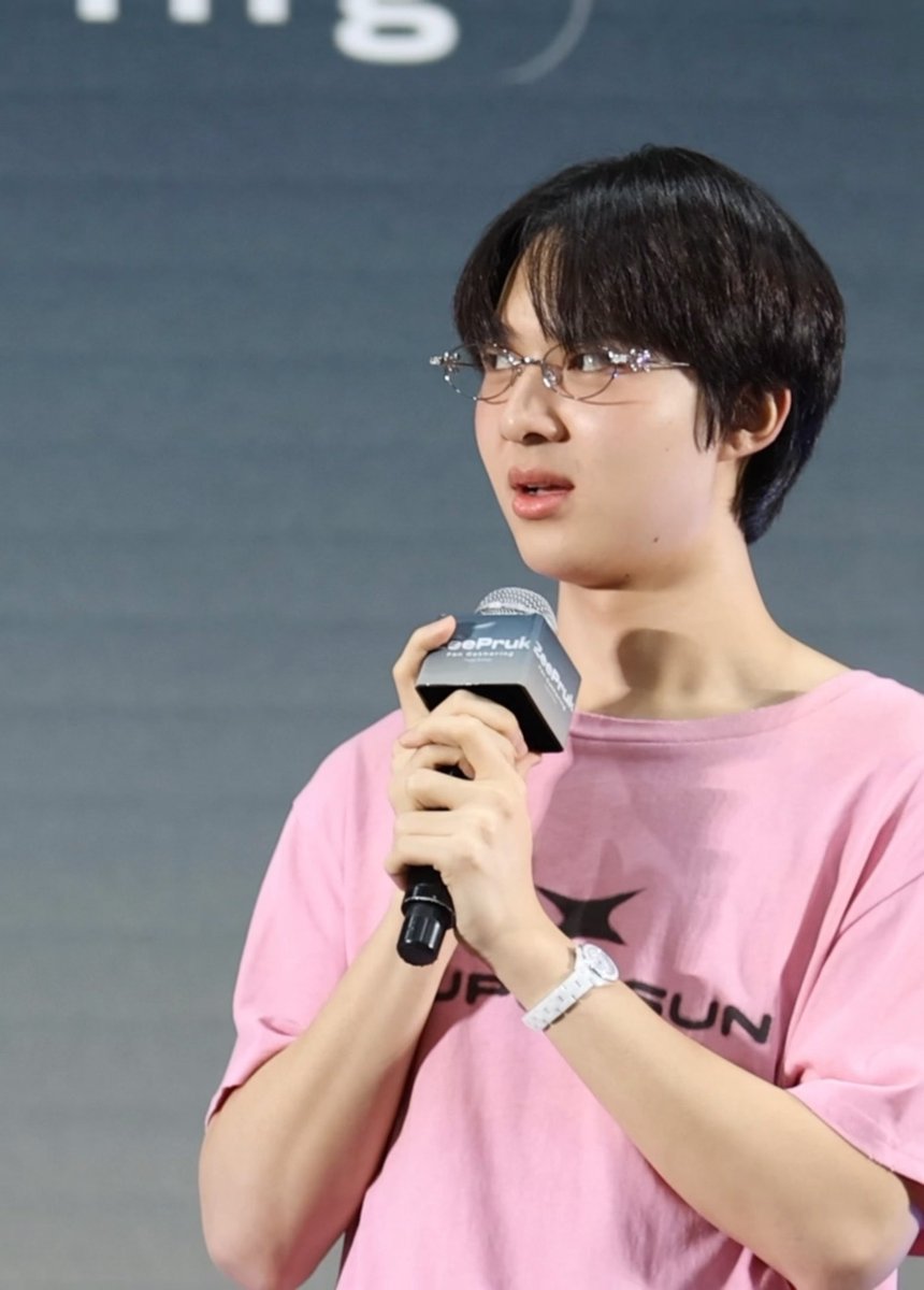 รอยยิ้มที่หายไป…เมื่อคนสวยโดนชมว่าหล่อ 🤣 #34thHBDZEEPRUK NuNew #NuNew