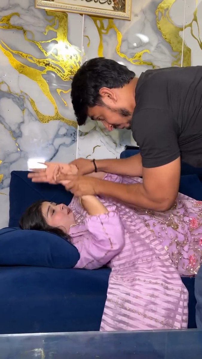 🚨 Look at this influencer disrespecting the concept of arranged marriages. According to this video, women arranged marriages face: - Marital Rapes - No Respect - No Love They would still use the money and all the luxuries earned by their husbands. But won’t have sex with them. If you don’t want to marry someone, be brave and don’t marry. Is it really different to understand?