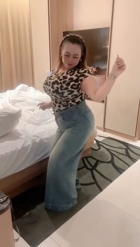 Cenat cenut di hotel yuk